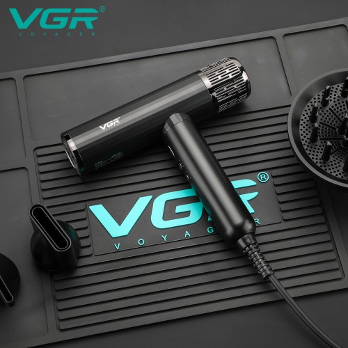 Професійний фен для волосся VGR V-427 із цифровим мотором та іонізацією